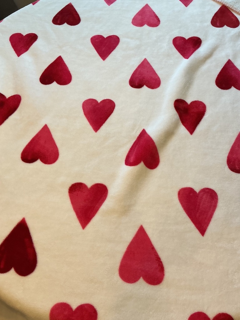 VICTORIA’S SECRET Heart Blanket